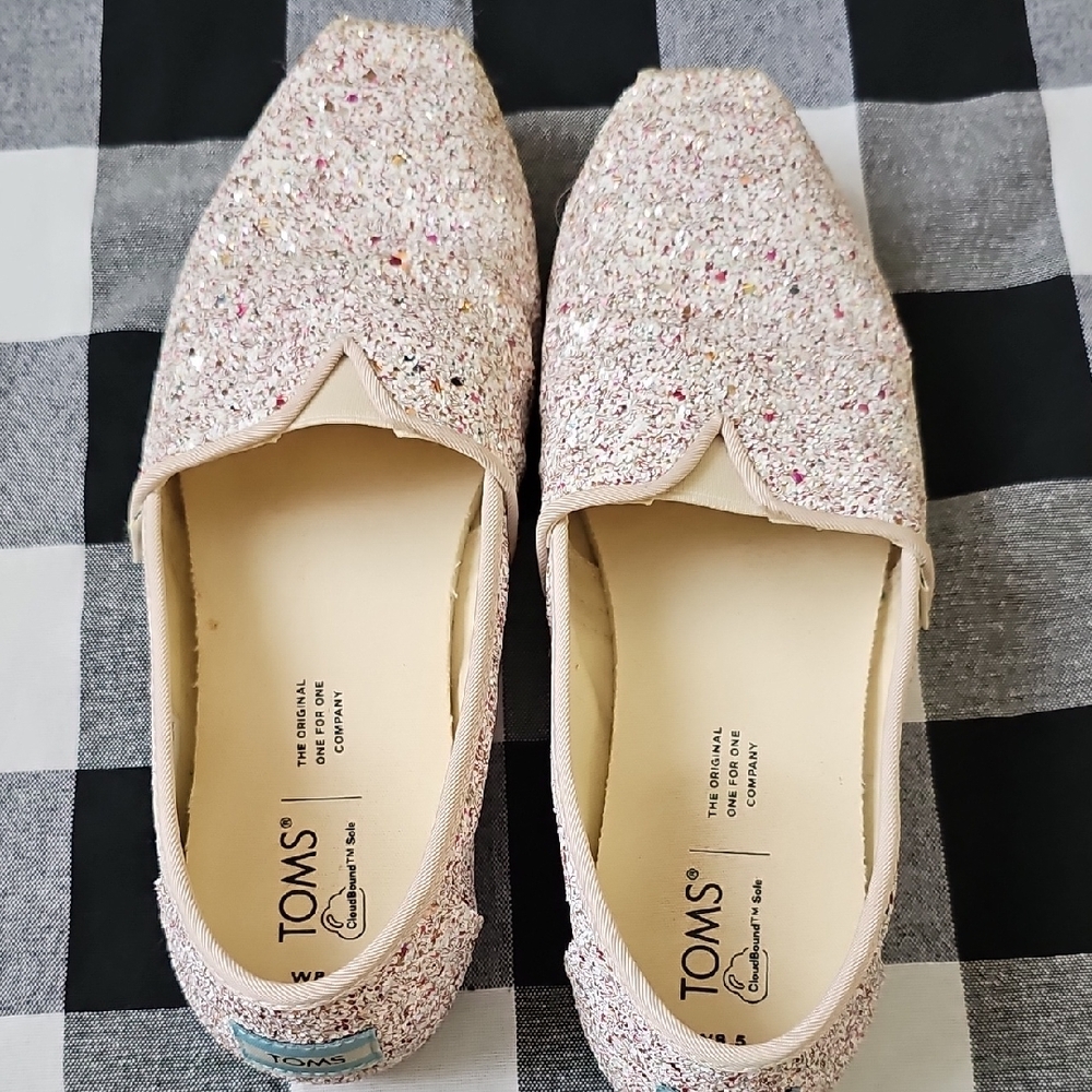 TOMS Women's Glitter Loafers - Cream and Pink